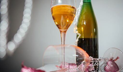 【キャバ嬢ダイエット】太りにくいお酒の飲み方を知っておこう！